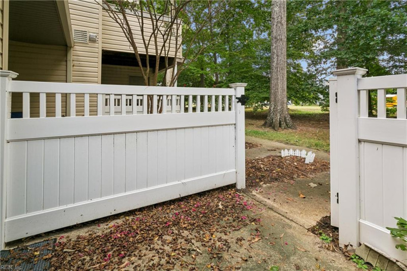 Photo 29 of 37 residential for sale in Hampton virginia