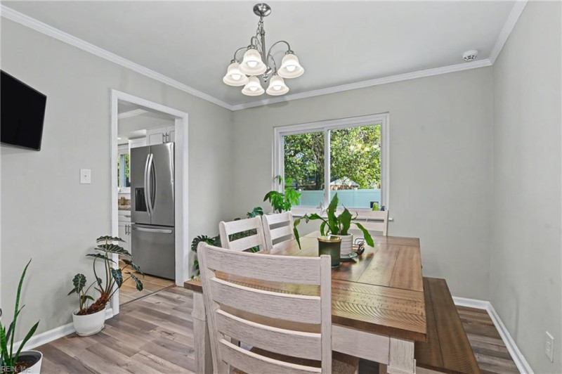 Photo 10 of 46 residential for sale in Chesapeake virginia