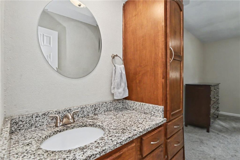 Photo 22 of 46 residential for sale in Chesapeake virginia