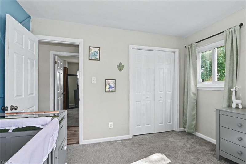 Photo 28 of 46 residential for sale in Chesapeake virginia