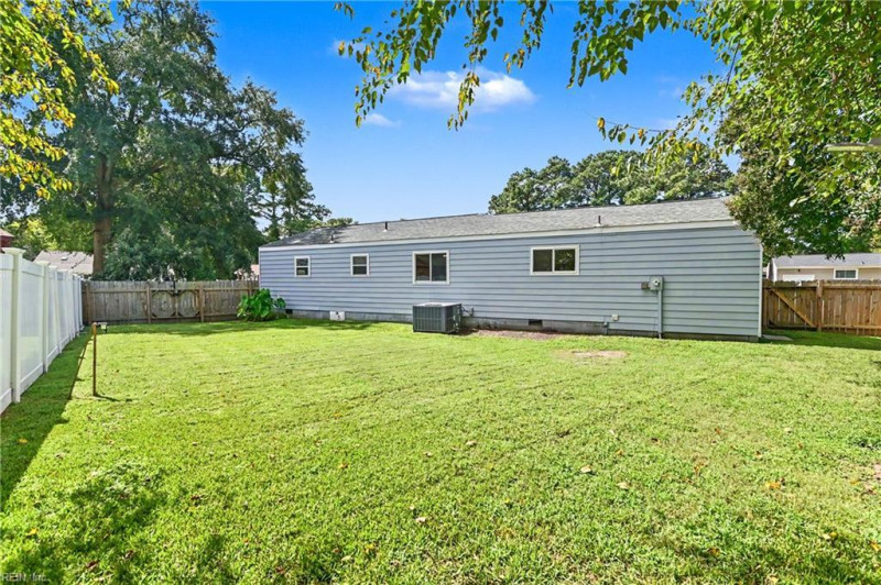 Photo 37 of 46 residential for sale in Chesapeake virginia