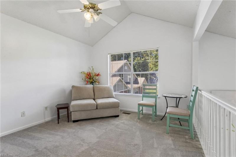 Photo 18 of 37 residential for sale in Chesapeake virginia