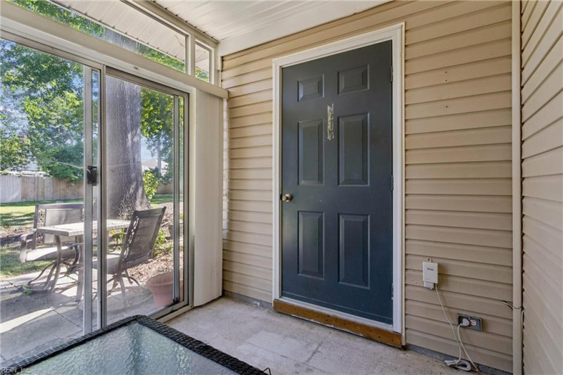Photo 27 of 37 residential for sale in Chesapeake virginia