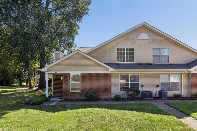 Photo 31 of 37 residential for sale in Chesapeake virginia