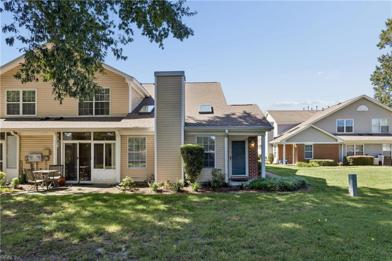 Photo 33 of 37 residential for sale in Chesapeake virginia