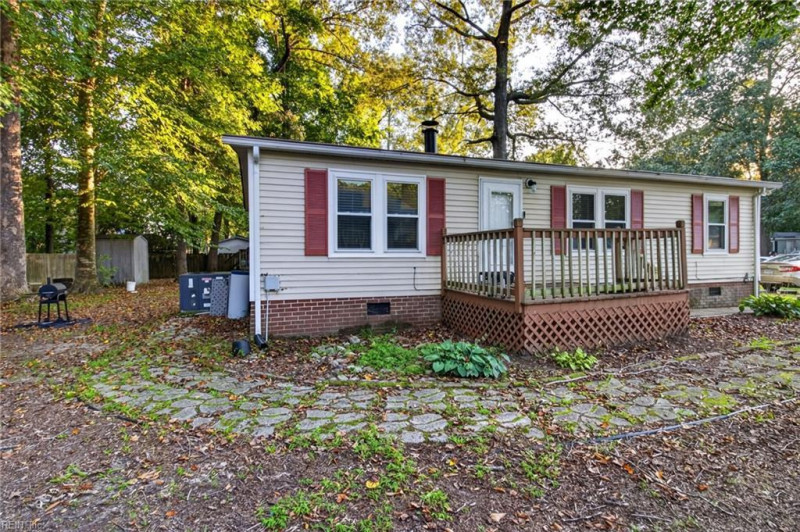 Photo 4 of 25 residential for sale in Suffolk virginia Photo 4 of 25 residential for sale in Suffolk virginia