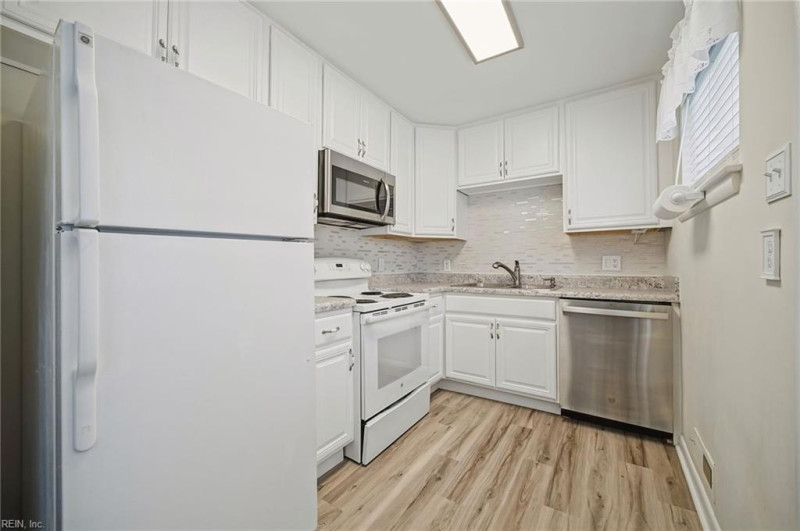 Photo 3 of 26 residential for sale in Norfolk virginia Photo 3 of 26 residential for sale in Norfolk virginia