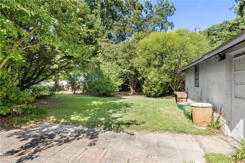 Photo 17 of 21 residential for sale in Norfolk virginia Photo 17 of 21 residential for sale in Norfolk virginia