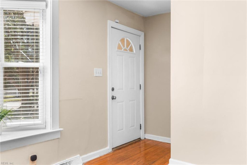 Photo 3 of 21 residential for sale in Norfolk virginia Photo 3 of 21 residential for sale in Norfolk virginia