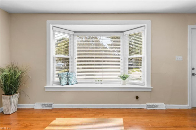 Photo 6 of 21 residential for sale in Norfolk virginia Photo 6 of 21 residential for sale in Norfolk virginia