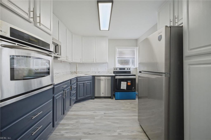 Photo 18 of 50 residential for sale in Norfolk virginia
