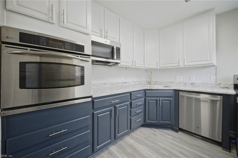 Photo 19 of 50 residential for sale in Norfolk virginia