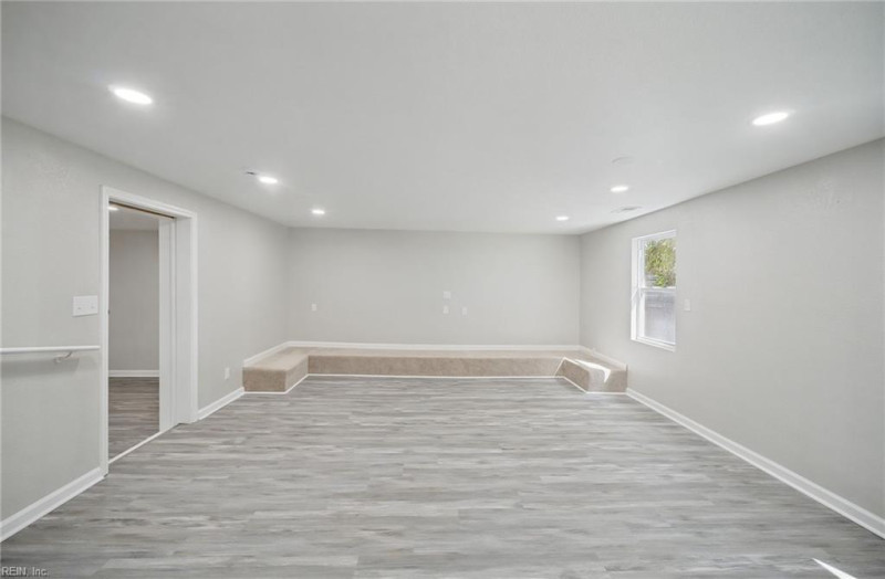 Photo 24 of 50 residential for sale in Norfolk virginia
