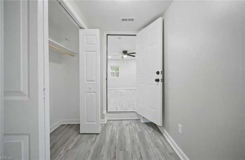 Photo 26 of 50 residential for sale in Norfolk virginia