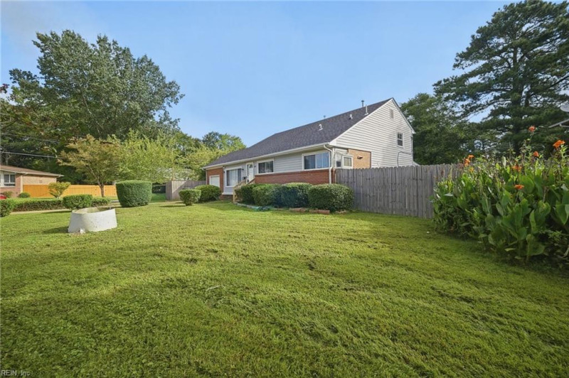 Photo 4 of 50 residential for sale in Norfolk virginia