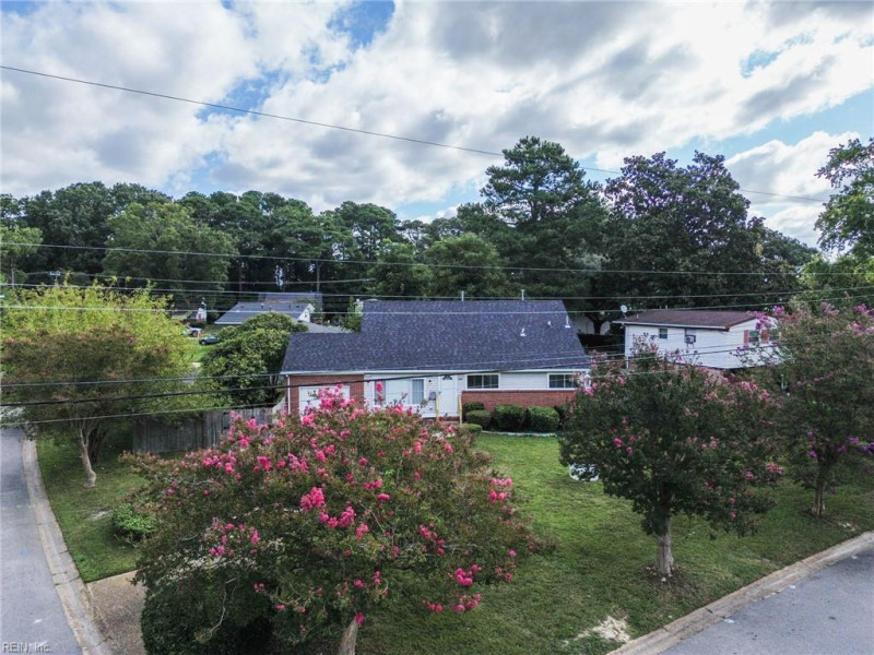 Photo 44 of 50 residential for sale in Norfolk virginia