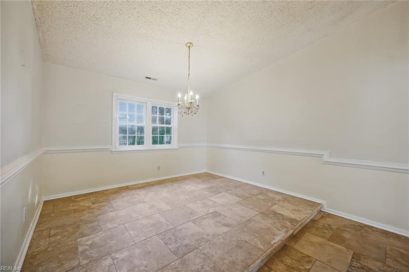Photo 12 of 33 residential for sale in Virginia Beach virginia