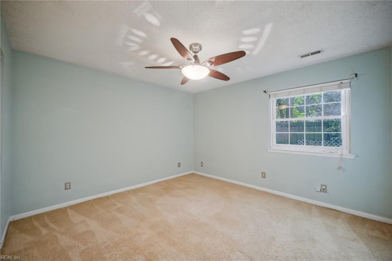Photo 19 of 33 residential for sale in Virginia Beach virginia