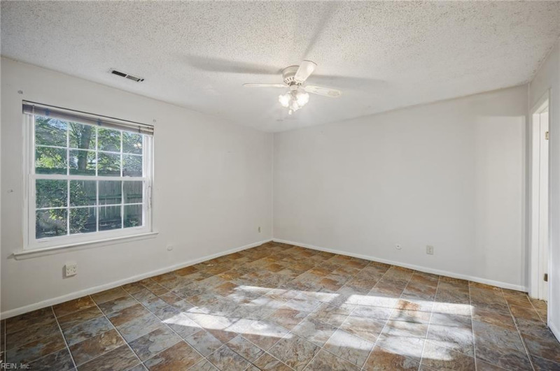 Photo 23 of 33 residential for sale in Virginia Beach virginia
