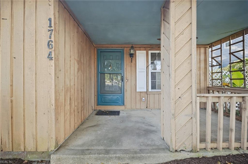 Photo 7 of 33 residential for sale in Virginia Beach virginia