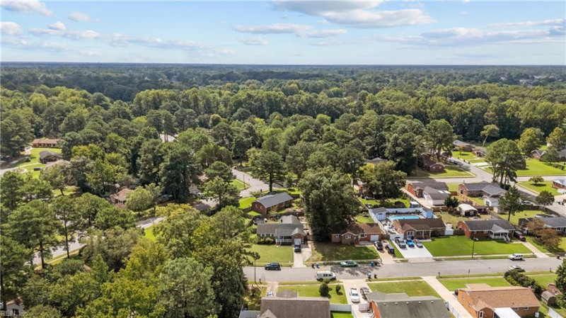Photo 3 of 42 residential for sale in Chesapeake virginia Photo 3 of 42 residential for sale in Chesapeake virginia