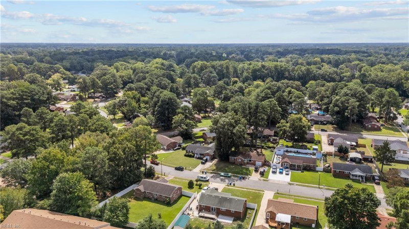 Photo 4 of 42 residential for sale in Chesapeake virginia Photo 4 of 42 residential for sale in Chesapeake virginia