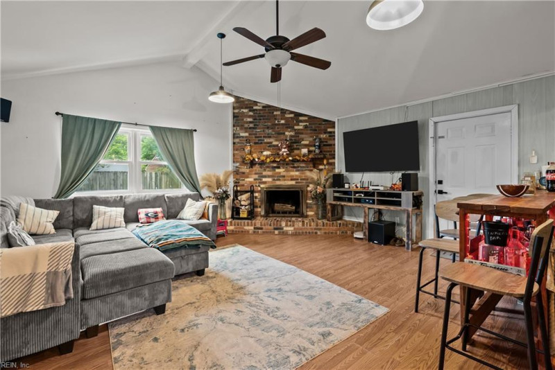 Photo 8 of 42 residential for sale in Chesapeake virginia Photo 8 of 42 residential for sale in Chesapeake virginia