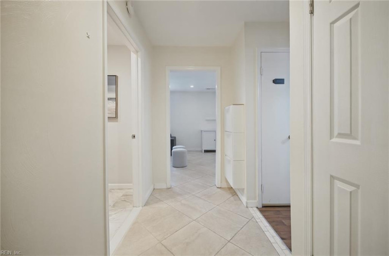 Photo 13 of 26 residential for sale in Virginia Beach virginia