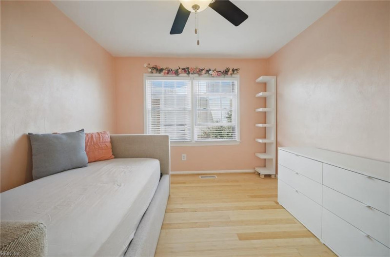 Photo 15 of 26 residential for sale in Virginia Beach virginia