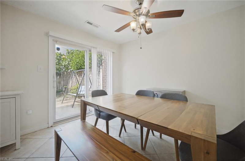 Photo 6 of 26 residential for sale in Virginia Beach virginia