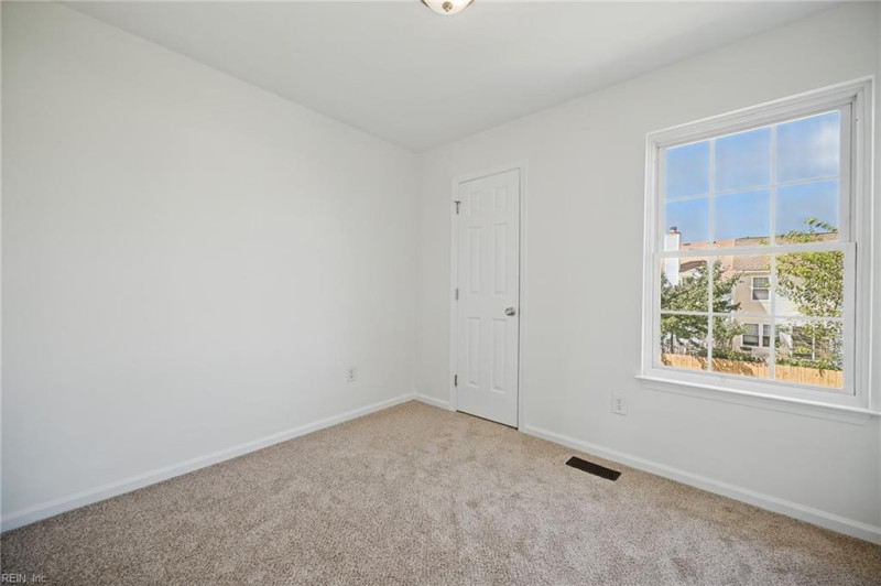 Photo 16 of 30 residential for sale in Virginia Beach virginia