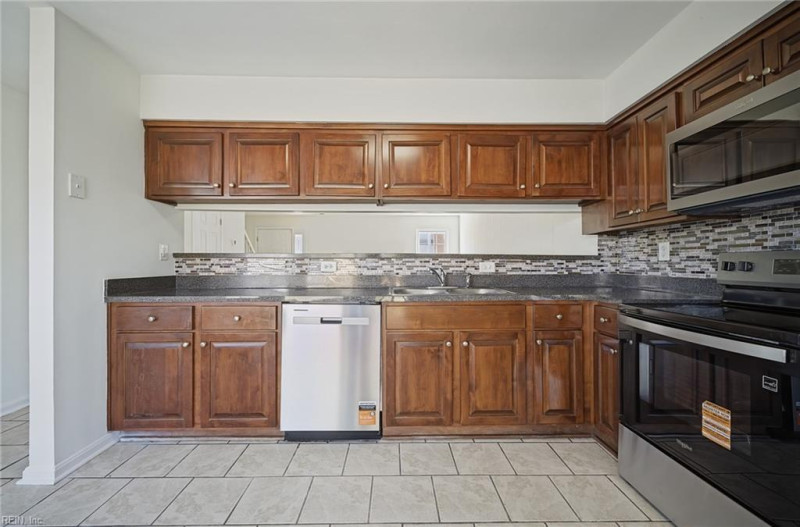 Photo 8 of 30 residential for sale in Virginia Beach virginia