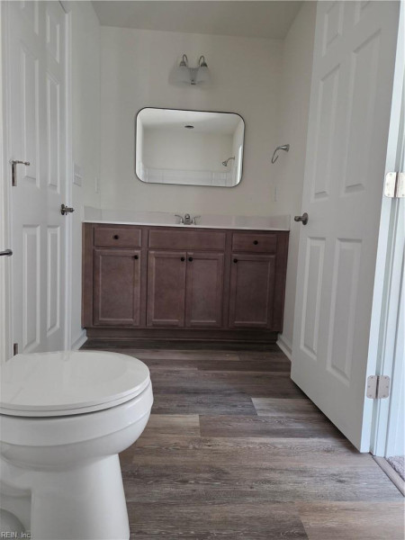 Photo 15 of 19 residential for sale in Portsmouth virginia