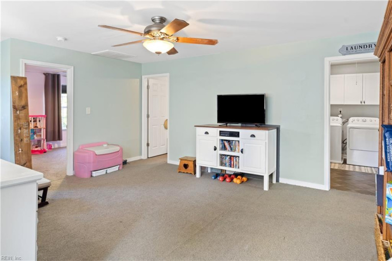 Photo 24 of 50 residential for sale in Gloucester County virginia