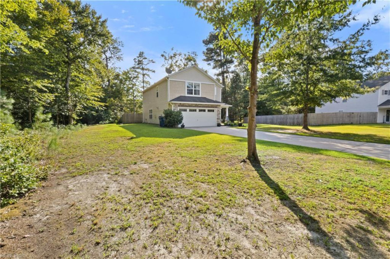 Photo 39 of 50 residential for sale in Gloucester County virginia