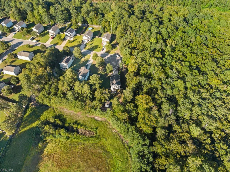 Photo 46 of 50 residential for sale in Gloucester County virginia