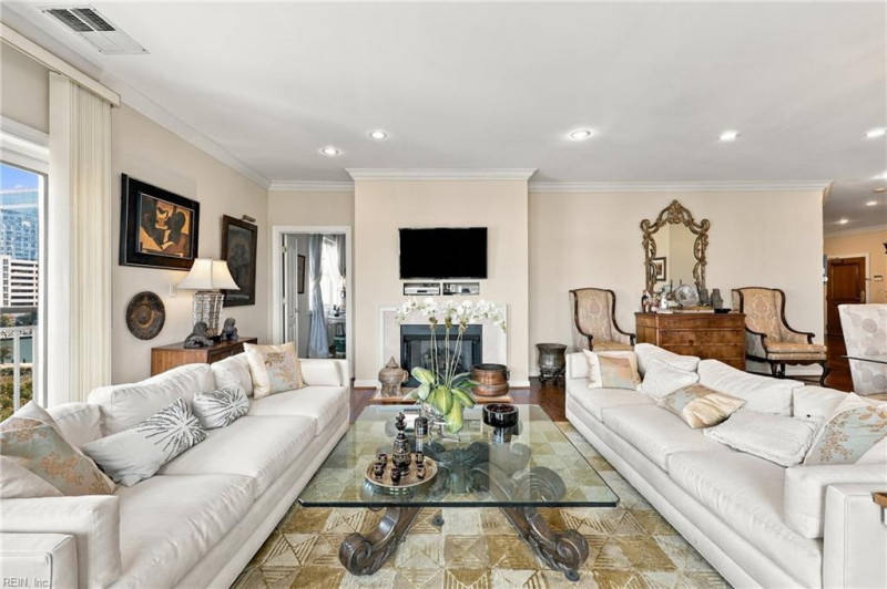 Photo 16 of 49 residential for sale in Norfolk virginia