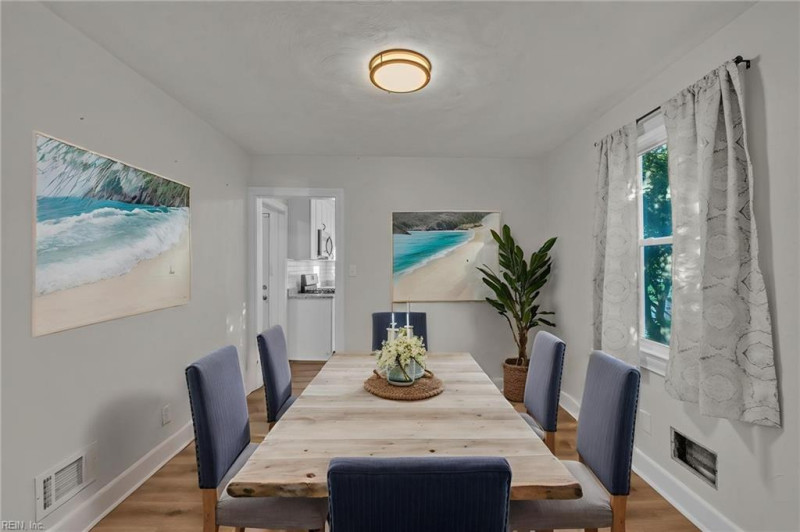Photo 14 of 49 residential for sale in Portsmouth virginia