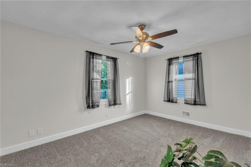 Photo 22 of 49 residential for sale in Portsmouth virginia
