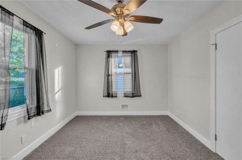 Photo 24 of 49 residential for sale in Portsmouth virginia