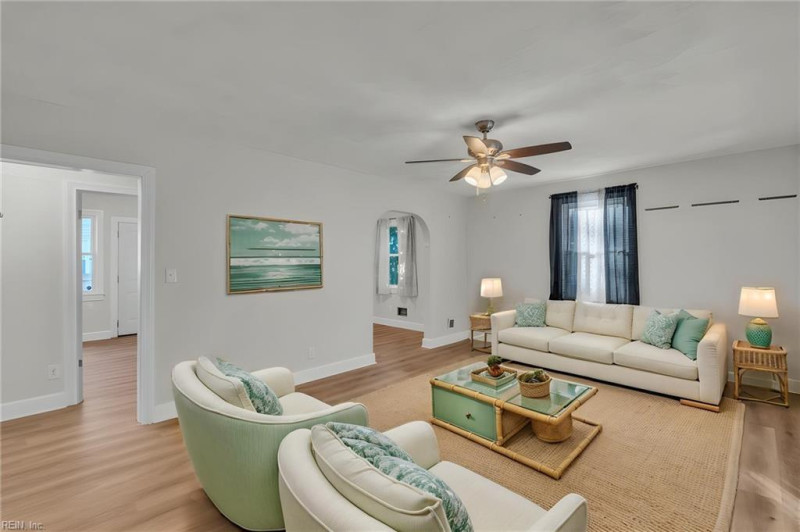 Photo 7 of 49 residential for sale in Portsmouth virginia