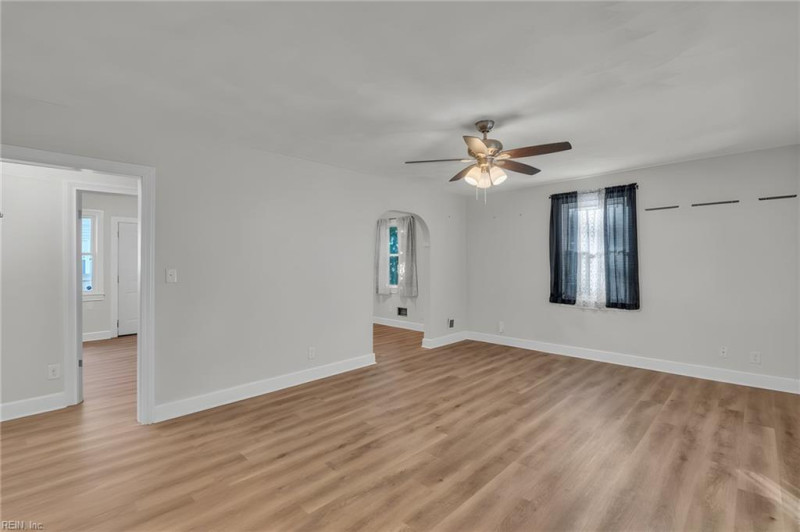 Photo 8 of 49 residential for sale in Portsmouth virginia
