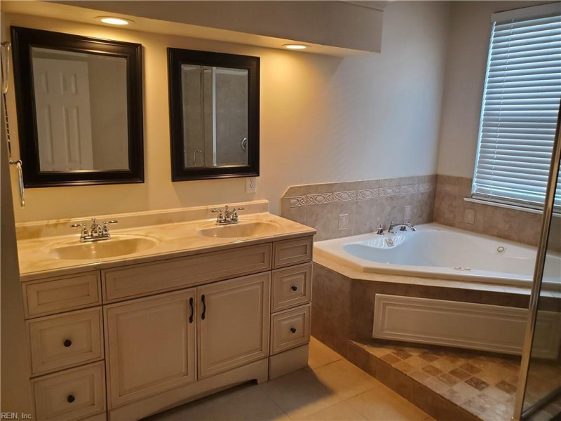Photo 8 of 12 residential for sale in Virginia Beach virginia