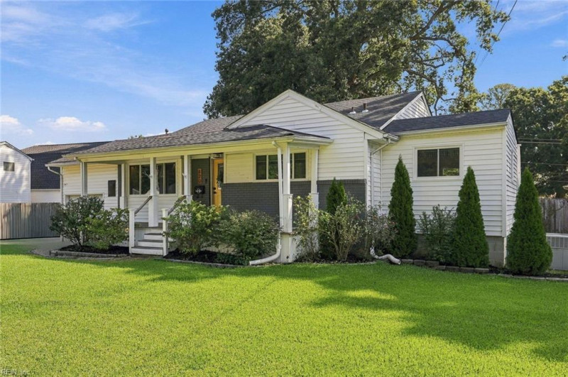 Photo 2 of 49 residential for sale in Virginia Beach virginia