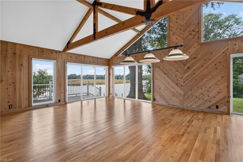 Photo 19 of 41 residential for sale in Suffolk virginia