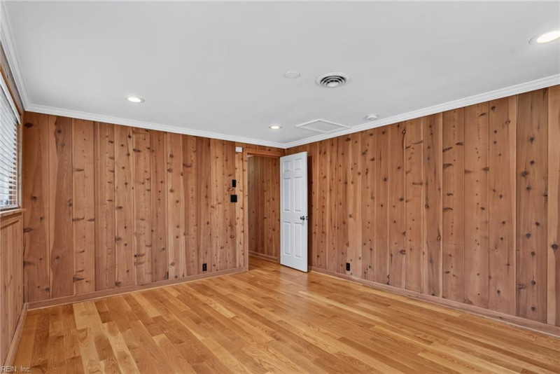 Photo 26 of 41 residential for sale in Suffolk virginia