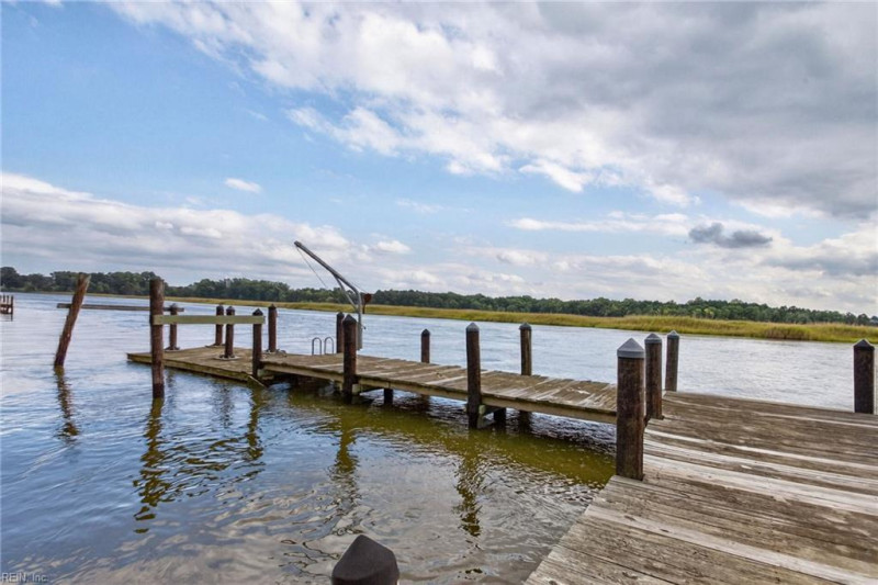Photo 34 of 41 residential for sale in Suffolk virginia