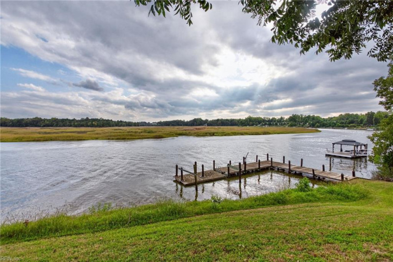 Photo 39 of 41 residential for sale in Suffolk virginia