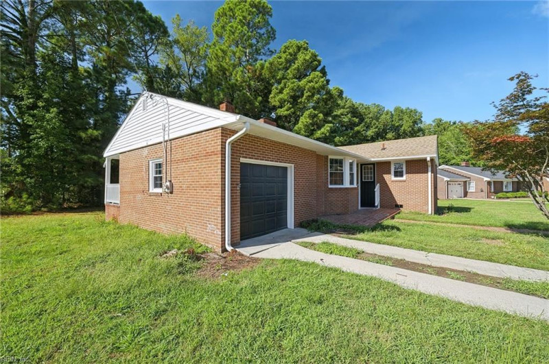 Photo 2 of 28 residential for sale in Suffolk virginia Photo 2 of 28 residential for sale in Suffolk virginia