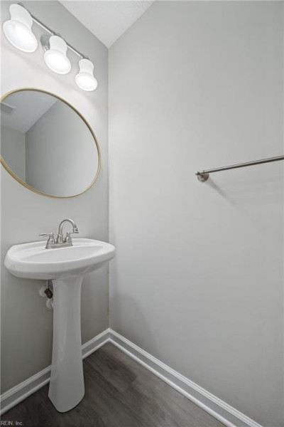 Photo 16 of 28 residential for sale in Suffolk virginia